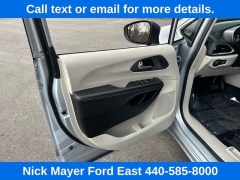 Used 2023  Chrysler Pacifica Touring L FWD at Drive Now Westlake near Westlake&comma; OH