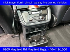 Used 2019 Lincoln Navigator 4d SUV 4WD Select at Drive Now Westlake near Westlake, OH