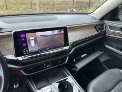 Used 2024  Volkswagen Atlas 2&period;0T SEL Premium R-Line 4MOTION at Drive Now Westlake near Westlake&comma; OH