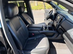 Used 2018  Nissan Titan 4x4 Crew Cab SV at Drive Now Westlake near Westlake&comma; OH