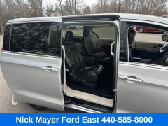 Used 2023  Chrysler Pacifica Touring L FWD at Drive Now Westlake near Westlake&comma; OH