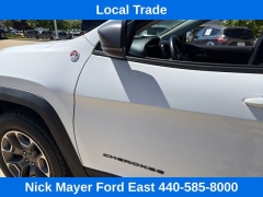 Used 2020  Jeep Cherokee Trailhawk 4x4 at Drive Now Westlake near Westlake&comma; OH