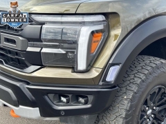 Used 2025  Ford F-150 4WD Raptor SuperCrew 5&period;5' Box at DriveNow Mayfield near Mayfield Heights&comma; OH