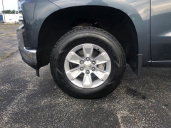 Used 2020  Chevrolet Silverado 1500 4WD Double Cab 147" LT at Drive Now Westlake near Westlake&comma; OH
