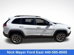 Used 2020  Jeep Cherokee Trailhawk 4x4 at Drive Now Westlake near Westlake&comma; OH
