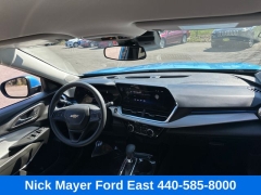 Used 2025  Chevrolet Trax FWD 4dr LT at Drive Now Westlake near Westlake&comma; OH