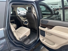 Used 2024  Lincoln Navigator Premiere 4x4 at DriveNow Mayfield near Mayfield Heights&comma; OH