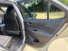 Used 2024  Chevrolet Equinox FWD 4dr RS at Drive Now Westlake near Westlake&comma; OH