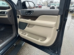 Used 2024  Lincoln Navigator Premiere 4x4 at DriveNow Mayfield near Mayfield Heights&comma; OH