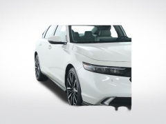 Used 2025  Honda Accord Hybrid Touring Sedan at DriveNow Mayfield near Mayfield Heights&comma; OH