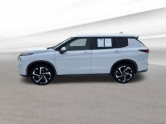 Used 2022  Mitsubishi Outlander ES S-AWC at DriveNow Mayfield near Mayfield Heights&comma; OH