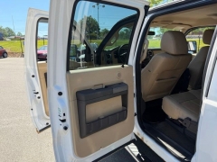 Used 2011  Ford Super Duty F-250 4WD Crew Cab at Drive Now Westlake near Westlake&comma; OH