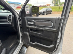 Used 2024  Ram 2500 Big Horn 4x4 Crew Cab 6'4" Box at Drive Now Westlake near Westlake&comma; OH