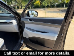 Used 2024  Hyundai Palisade SEL 7P AWD at Drive Now Westlake near Westlake&comma; OH