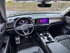 Used 2024  Volkswagen Atlas 2&period;0T SEL Premium R-Line 4MOTION at Drive Now Westlake near Westlake&comma; OH