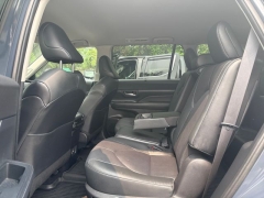 Used 2024  Toyota Grand Highlander AWD &lpar;Natl&rpar; at DriveNow Mayfield near Mayfield Heights&comma; OH