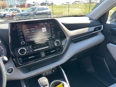Used 2022  Toyota Highlander LE AWD at DriveNow Mayfield near Mayfield Heights&comma; OH