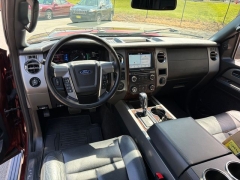 Used 2017  Ford Expedition EL 4d SUV 4WD Platinum at DriveNow Mayfield near Mayfield Heights&comma; OH