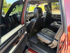 Used 2017  Ford Expedition EL 4d SUV 4WD Platinum at DriveNow Mayfield near Mayfield Heights&comma; OH