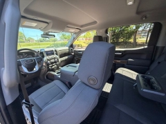Used 2021  GMC Sierra 1500 4WD Crew Cab 147" Elevation w&sol;3SB at Drive Now Westlake near Westlake&comma; OH