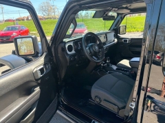 Used 2024  Jeep Wrangler Willys 4 Door 4x4 at Drive Now Westlake near Westlake&comma; OH