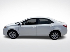 Used 2016  Toyota Corolla 4dr Sdn &lpar;Natl&rpar; at Drive Now Westlake near Westlake&comma; OH
