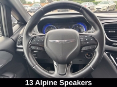 Used 2018  Chrysler Pacifica 4d Wagon Touring L at Drive Now Westlake near Westlake&comma; OH
