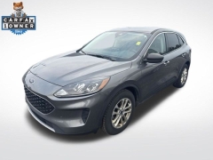 Used 2022  Ford Escape SE FWD at Drive Now Westlake near Westlake&comma; OH