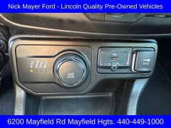 Used 2019 Jeep Renegade Altitude 4x4 at Drive Now Westlake near Westlake, OH