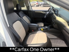 Used 2022  Ford Escape Titanium AWD at Drive Now Westlake near Westlake&comma; OH