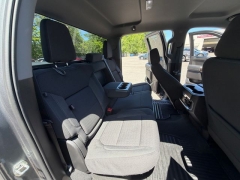 Used 2021  GMC Sierra 1500 4WD Crew Cab 147" Elevation w&sol;3SB at Drive Now Westlake near Westlake&comma; OH
