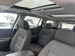 Used 2022  GMC Acadia AWD 4dr SLE at Drive Now Westlake near Westlake&comma; OH