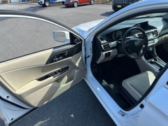 Used 2013  Honda Accord Sdn 4dr V6 Auto EX-L at Drive Now Westlake near Westlake&comma; OH