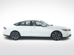 Used 2025  Honda Accord Hybrid Touring Sedan at DriveNow Mayfield near Mayfield Heights&comma; OH
