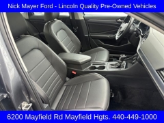 Used 2023  Volkswagen Jetta SE Auto at Drive Now Westlake near Westlake&comma; OH