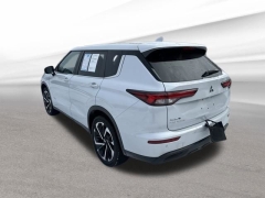 Used 2022  Mitsubishi Outlander ES S-AWC at DriveNow Mayfield near Mayfield Heights&comma; OH