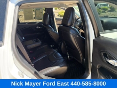 Used 2020  Jeep Cherokee Trailhawk 4x4 at Drive Now Westlake near Westlake&comma; OH