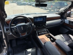 Used 2024  Lincoln Navigator L Black Label 4x4 at Drive Now Westlake near Westlake&comma; OH