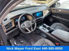 Used 2024  Volkswagen Atlas 2&period;0T SE w&sol;Technology 4MOTION at Drive Now Westlake near Westlake&comma; OH