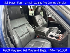 Used 2011  Lincoln Navigator 4d SUV 4WD at Drive Now Westlake near Westlake&comma; OH