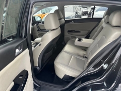 Used 2020  Kia Sportage EX FWD at Drive Now Westlake near Westlake&comma; OH