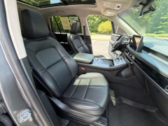 Used 2024  Lincoln Aviator Premiere AWD at Drive Now Westlake near Westlake&comma; OH