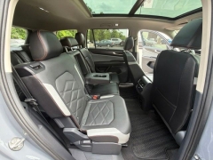 Used 2024  Volkswagen Atlas 2&period;0T Peak Edition SE w&sol;Tech 4MOTION at DriveNow Mayfield near Mayfield Heights&comma; OH