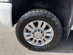 Used 2018  GMC Sierra 3500HD 4WD Crew Cab 167&period;7" Denali at Drive Now Westlake near Westlake&comma; OH
