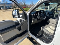 Used 2019  Ford F-150 4WD SuperCrew Box at Drive Now Westlake near Westlake&comma; OH