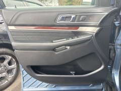 Used 2018  Ford Explorer 4d SUV 4WD Platinum at Drive Now Westlake near Westlake&comma; OH