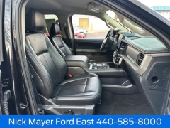 Used 2024  Ford Expedition XLT 4x4 at Drive Now Westlake near Westlake&comma; OH