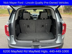 Used 2023  GMC Acadia AWD 4dr SLT at Drive Now Westlake near Westlake, OH