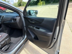Used 2024  Chevrolet Equinox FWD 4dr RS at Drive Now Westlake near Westlake&comma; OH