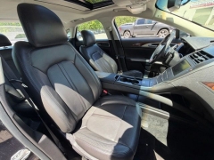 Used 2013  Lincoln MKZ 4dr Sdn FWD at Drive Now Westlake near Westlake&comma; OH